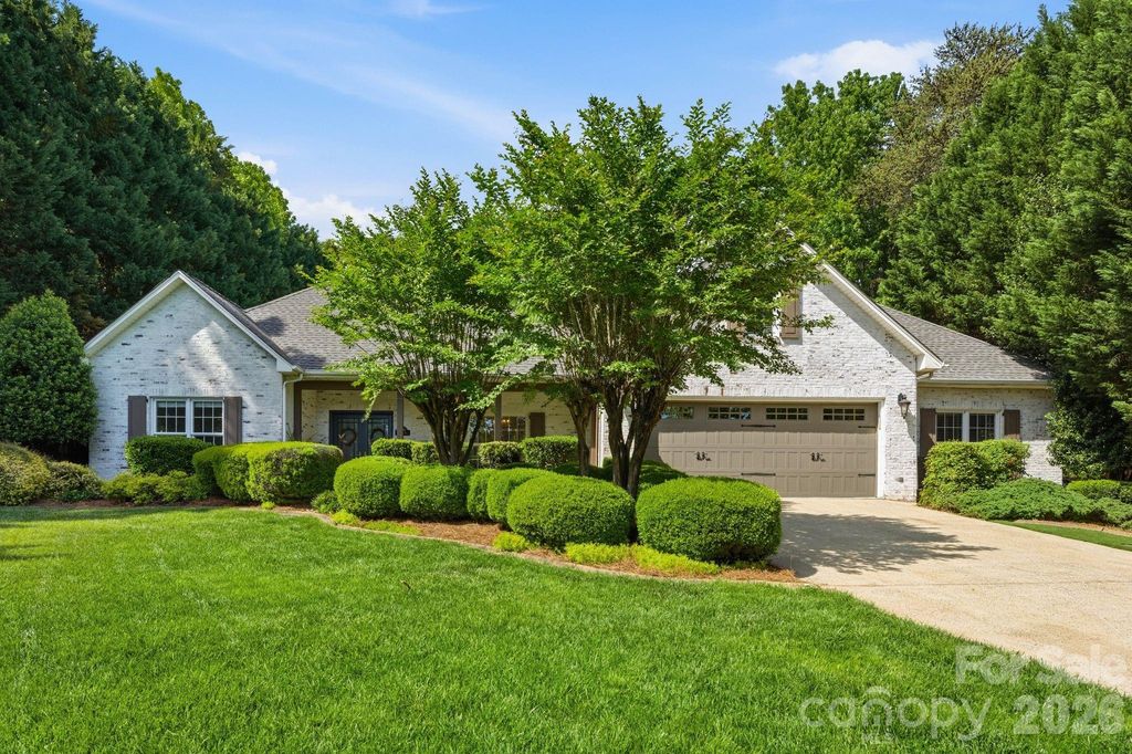 8247 Camelia Lane, Denver, NC 28037
