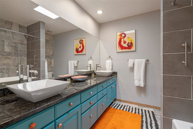 7487 Sagebrush Road, Santa Fe, NM 87507