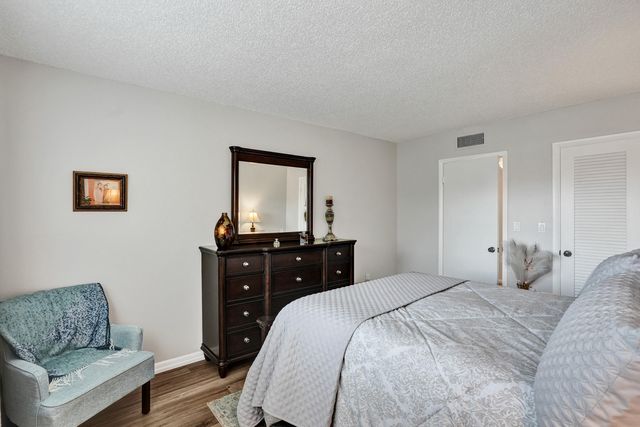 2901 E Sunrise Lakes Drive E 305, Sunrise, FL 33322