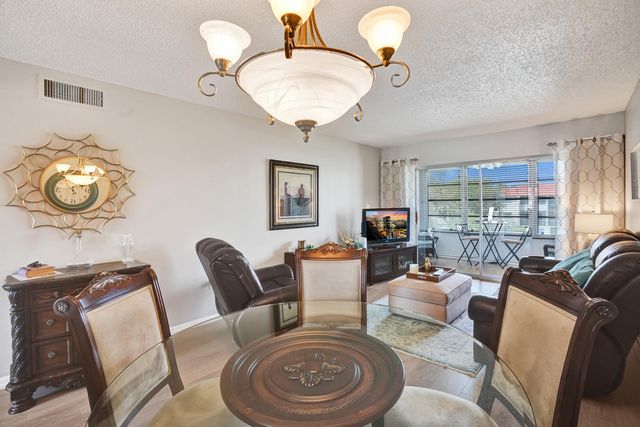 2901 E Sunrise Lakes Drive E 305, Sunrise, FL 33322