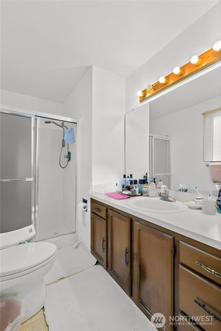 12213 Densmore Avenue N, Seattle, WA 98133