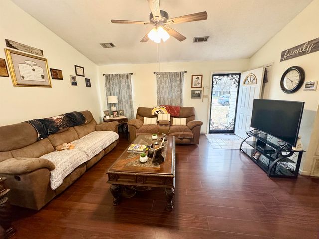 4428 WILLOW SPRINGS CV, Millington, TN 38053