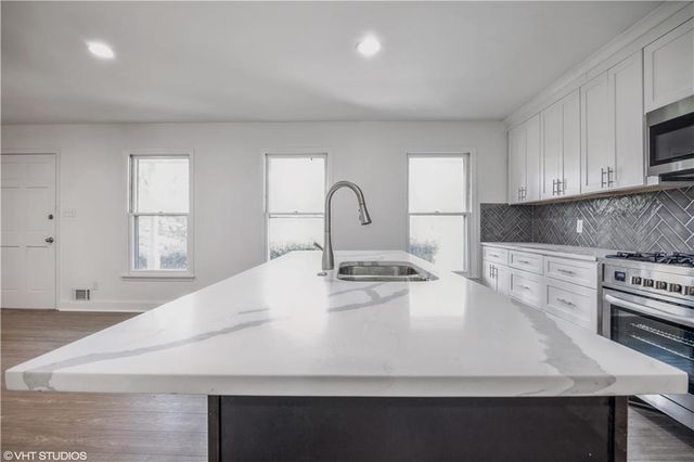 1944 Lashley Court, Snellville, GA 30078