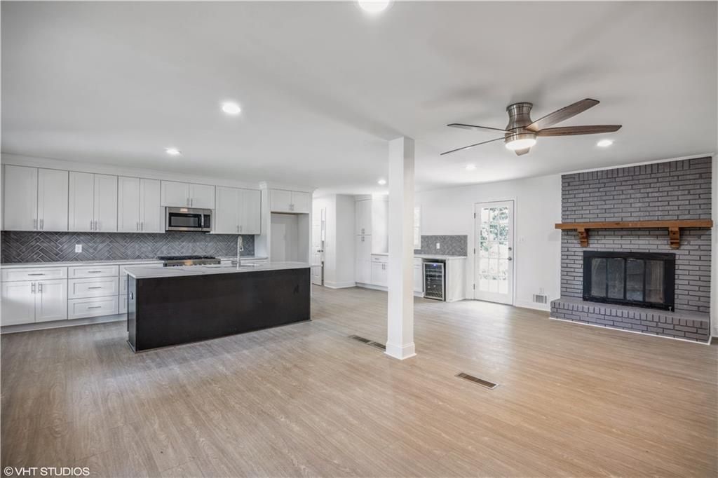 1944 Lashley Court, Snellville, GA 30078