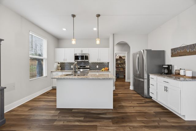 2030 Morgan Ct, Springfield, TN 37172