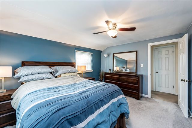 168 Carmella Dr, White Oak, PA 15131