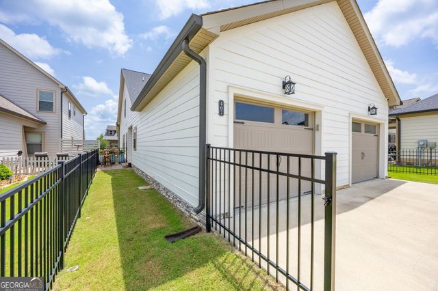 407 Tuscany Village Drive, Ringgold, GA 30736