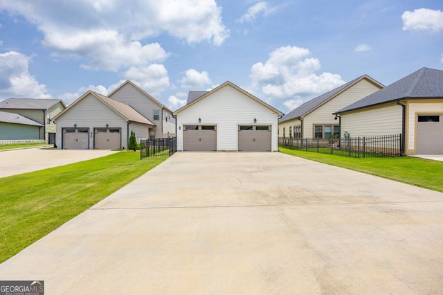 407 Tuscany Village Drive, Ringgold, GA 30736