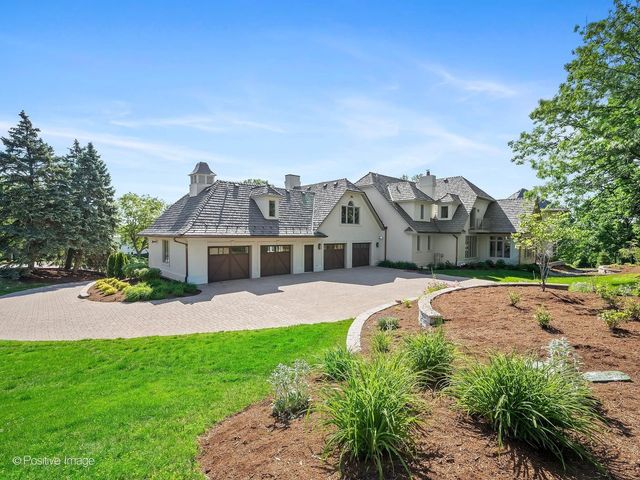 20 Natoma Drive, Oak Brook, IL 60523