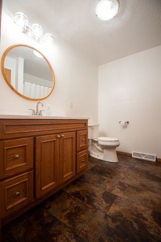 2235 Center Lane, Dixon, IL 61021