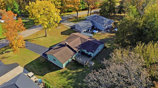 2235 Center Lane, Dixon, IL 61021