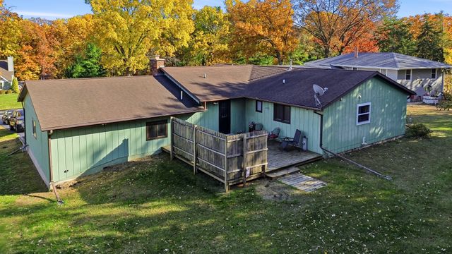 2235 Center Lane, Dixon, IL 61021