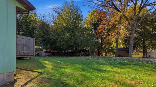 2235 Center Lane, Dixon, IL 61021