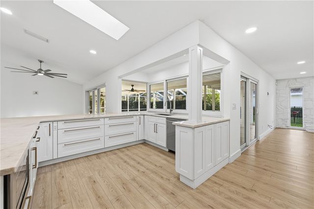 1048 Admirals Walk, Vero Beach, FL 32963