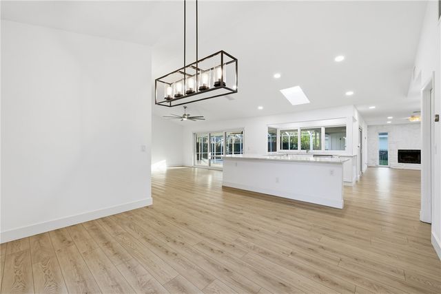 1048 Admirals Walk, Vero Beach, FL 32963