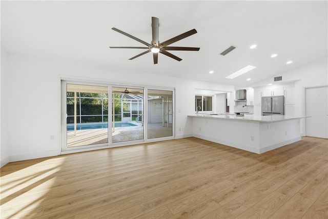 1048 Admirals Walk, Vero Beach, FL 32963