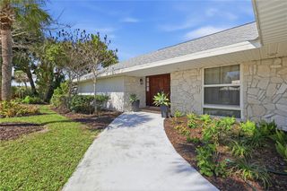 1048 Admirals Walk, Vero Beach, FL 32963