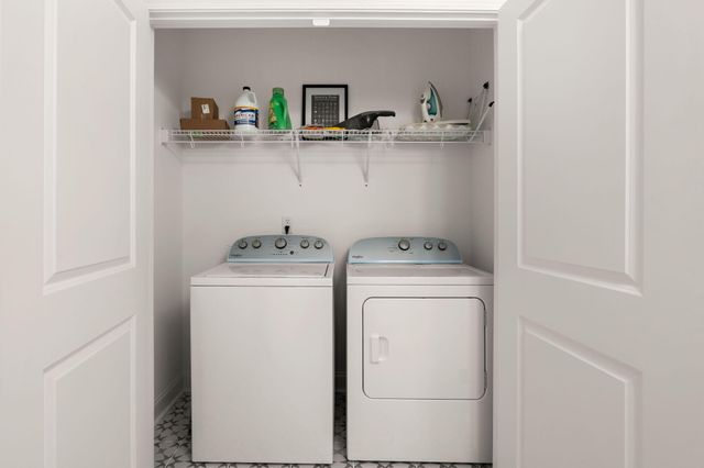 305 Flowering Peach 203, Charleston, SC 29414