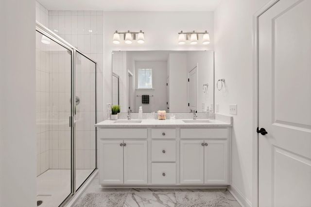 305 Flowering Peach 203, Charleston, SC 29414