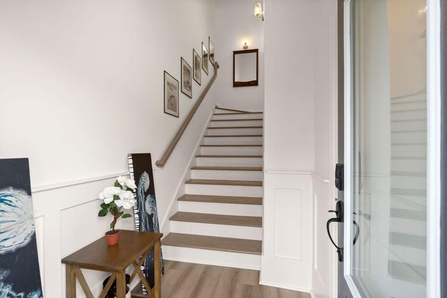 305 Flowering Peach 203, Charleston, SC 29414