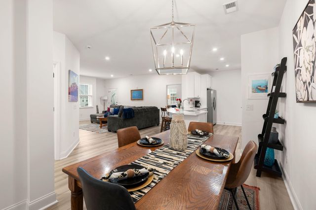 305 Flowering Peach 203, Charleston, SC 29414