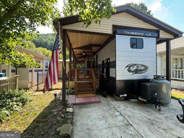 4119 Riverbank Run, Hiawassee, GA 30546