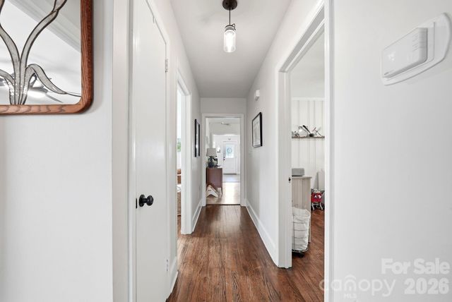 6409 Woodland Circle, Charlotte, NC 28216