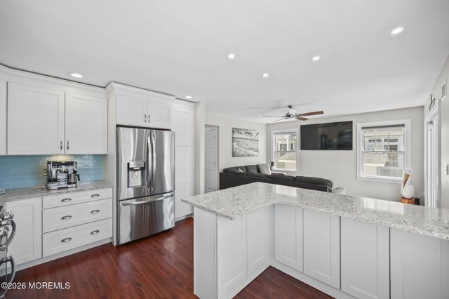 220 Fernwood Drive, Bayville, NJ 08721
