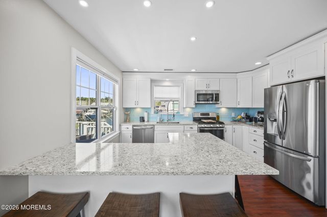 220 Fernwood Drive, Bayville, NJ 08721