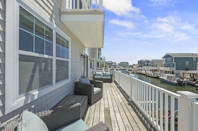 220 Fernwood Drive, Bayville, NJ 08721