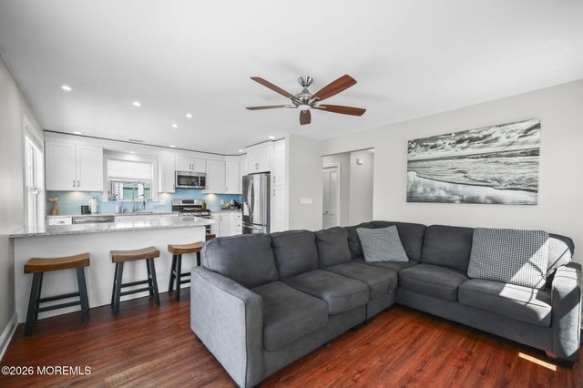 220 Fernwood Drive, Bayville, NJ 08721