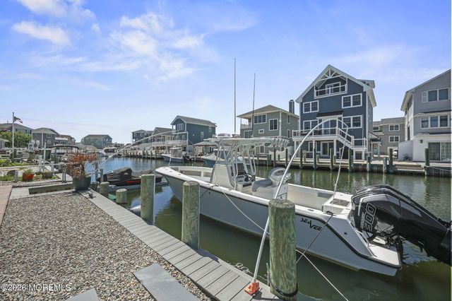 220 Fernwood Drive, Bayville, NJ 08721