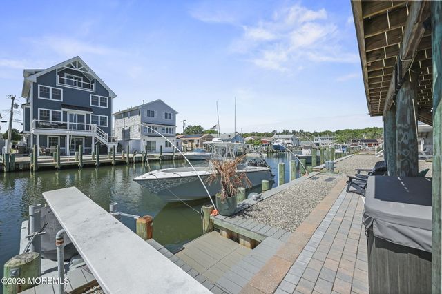 220 Fernwood Drive, Bayville, NJ 08721