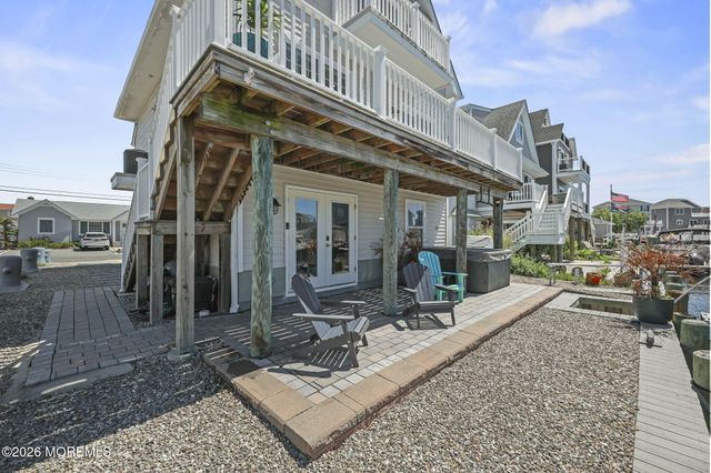 220 Fernwood Drive, Bayville, NJ 08721