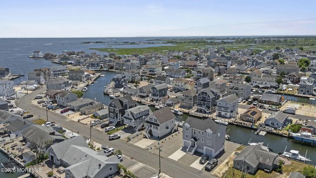 220 Fernwood Drive, Bayville, NJ 08721