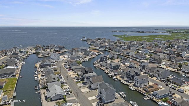 220 Fernwood Drive, Bayville, NJ 08721