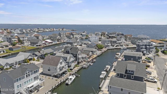 220 Fernwood Drive, Bayville, NJ 08721