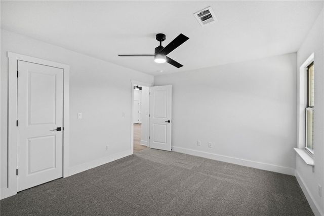 1033 Marquis Avenue, Lowell, AR 72745