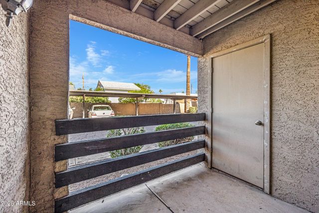 1241 N 48th Street Apt 102, Phoenix, AZ 85008