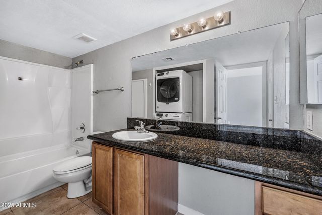 1241 N 48th Street Apt 102, Phoenix, AZ 85008