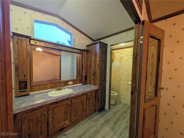 9623 Yoder Road, Sterling, OH 44276
