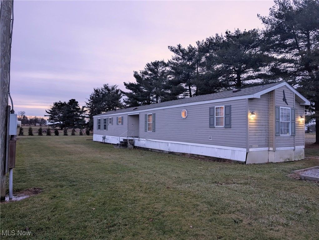 9623 Yoder Road, Sterling, OH 44276