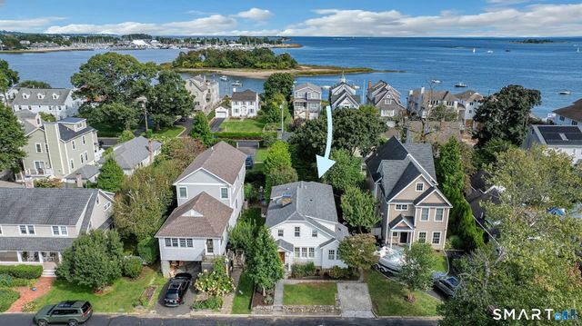 14 Park Lane, Norwalk, CT 06851