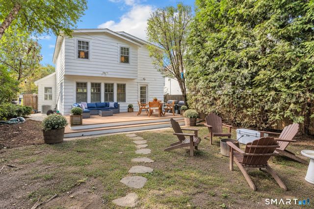 14 Park Lane, Norwalk, CT 06851