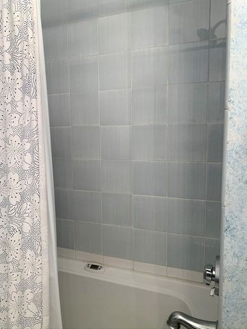 425 Marlborough Street 2, Boston, MA 02115