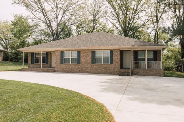 270 Hunt St, Manchester, TN 37355