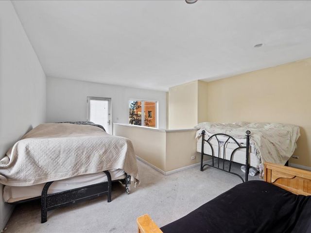 1412 W Diversey Parkway, Chicago, IL 60614