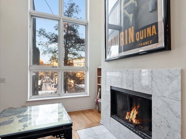 1412 W Diversey Parkway, Chicago, IL 60614