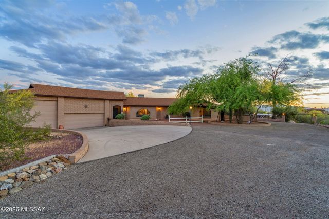 5775 N 1st Avenue, Tucson, AZ 85718