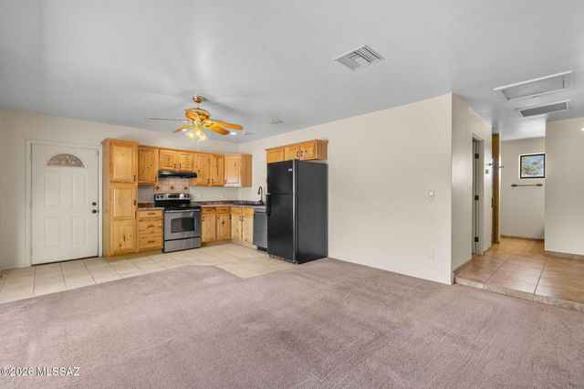 5775 N 1st Avenue, Tucson, AZ 85718